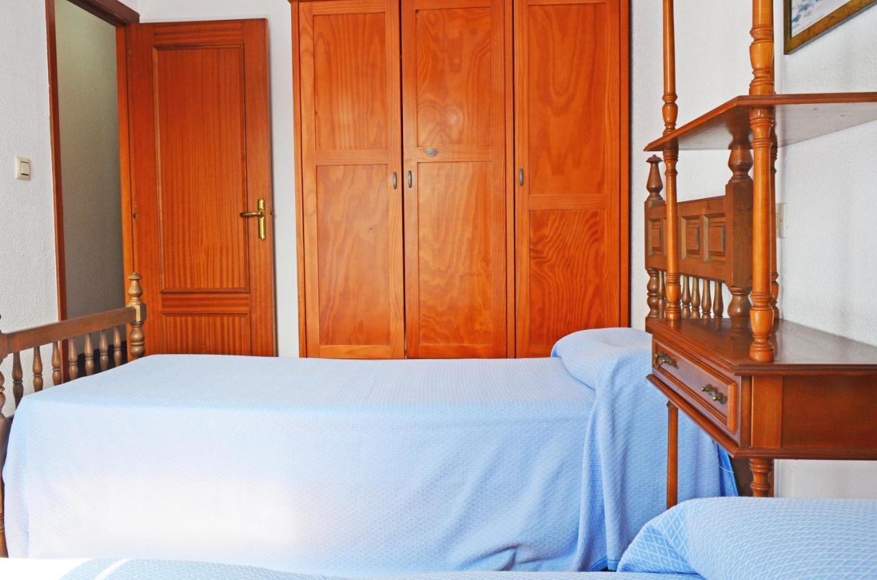 Apartamento El Corro: Con Parking En Pleno Centro De Comillas Kültér fotó